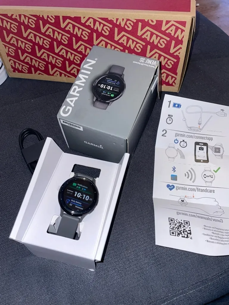Used Garmin Venu 3S bike — image 1 of 7