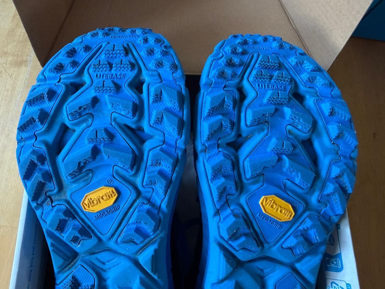 Used Hoka Mafate Speed 4 Lite 2026 bike — image 3 of 3