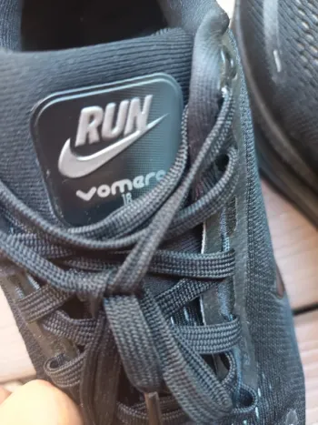 Nike Vomero 18 bike d'occasion — image 3 sur 4