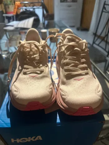 Hoka Clifton 10 bike usato — immagine 2 di 5