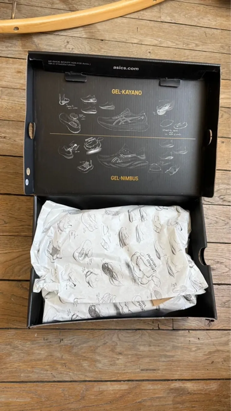 Used White GEL-Nimbus 25 Anniversary bike — image 11 of 12