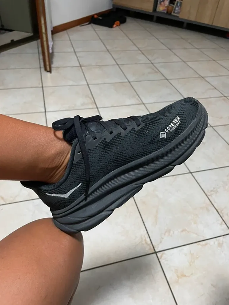 Hoka Clifton 9 bike usato — immagine 2 di 5