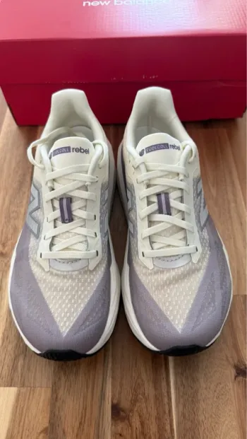 Gebrauchtes New Balance Rebel V5 bike — Bild 3 von 5