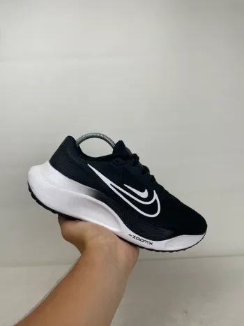 Nike Zoom Fly 5 bike d'occasion
