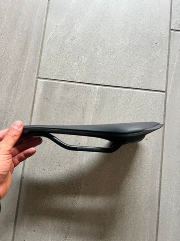 Tweedehands falcon Pro Sattel 2025 bike — afbeelding 2 van 4