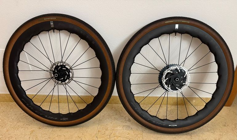 Used Fulcrum Sharq QR 2026 bike — image 1 of 8
