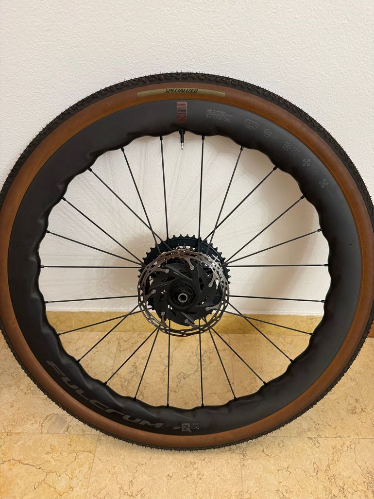 Used Fulcrum Sharq QR 2026 bike — image 2 of 8