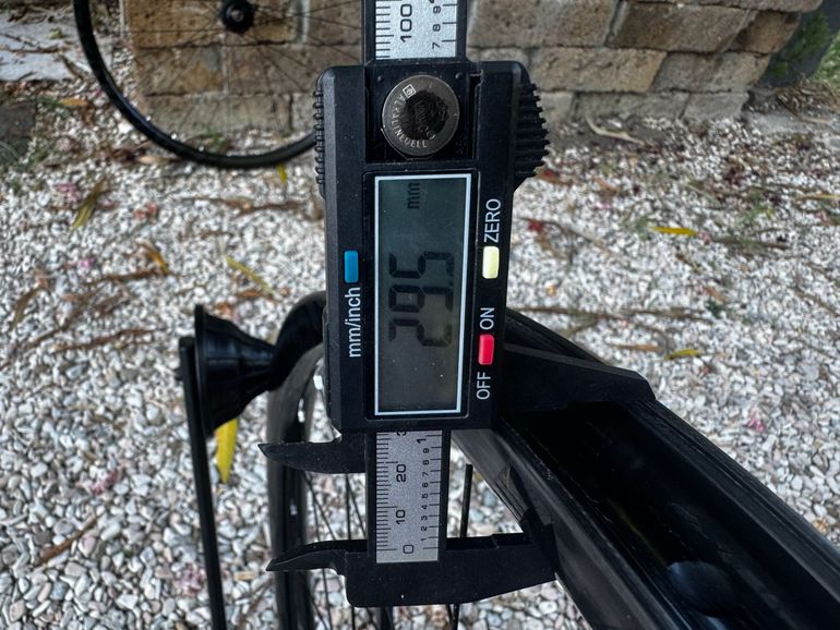 Used Bontrager Line 30 Carbon 2021 bike — image 13 of 13