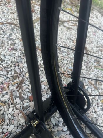 Used Bontrager Line 30 Carbon 2021 bike — image 8 of 13
