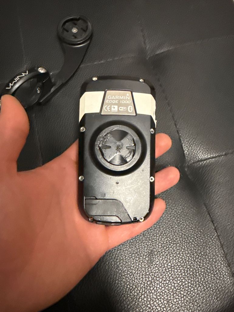 Used Garmin Edge 1000 GPS Computer bike — image 4 of 5