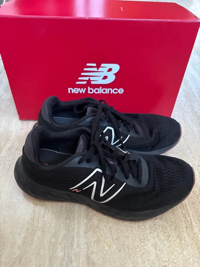 Käytetty New Balance Running Shoes bike — kuva 2 / 5