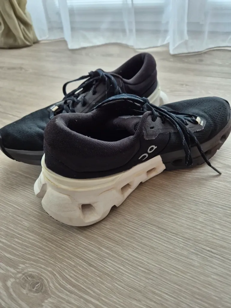 Käytetty On Running Shoes bike — kuva 3 / 5