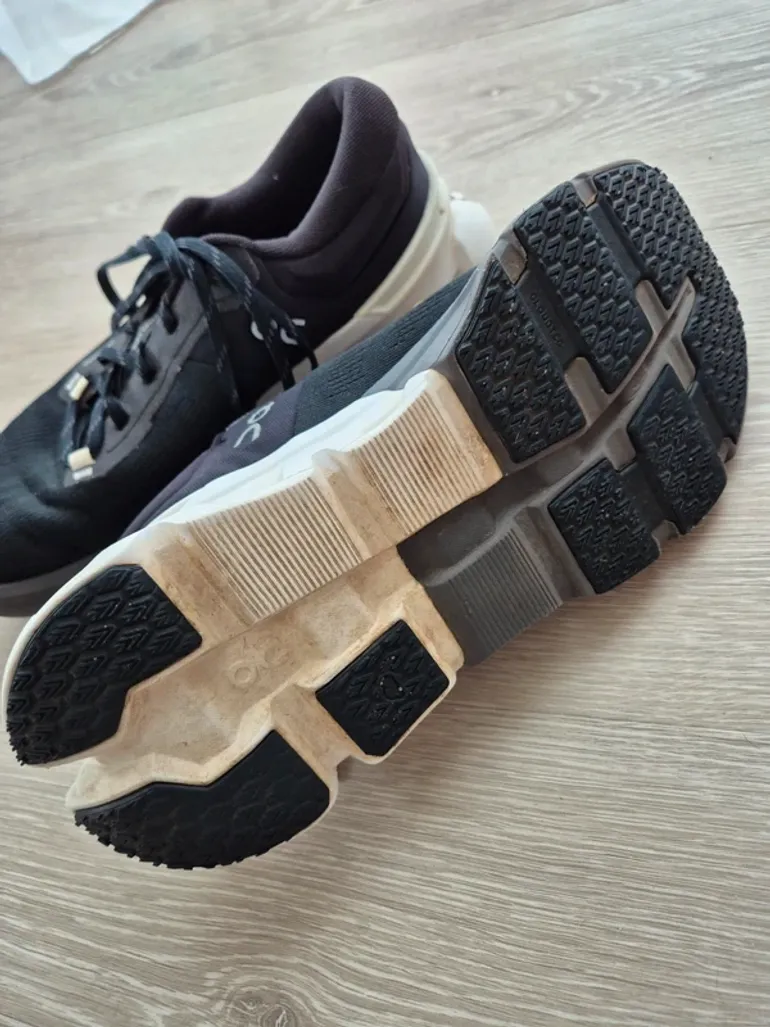 Käytetty On Running Shoes bike — kuva 4 / 5