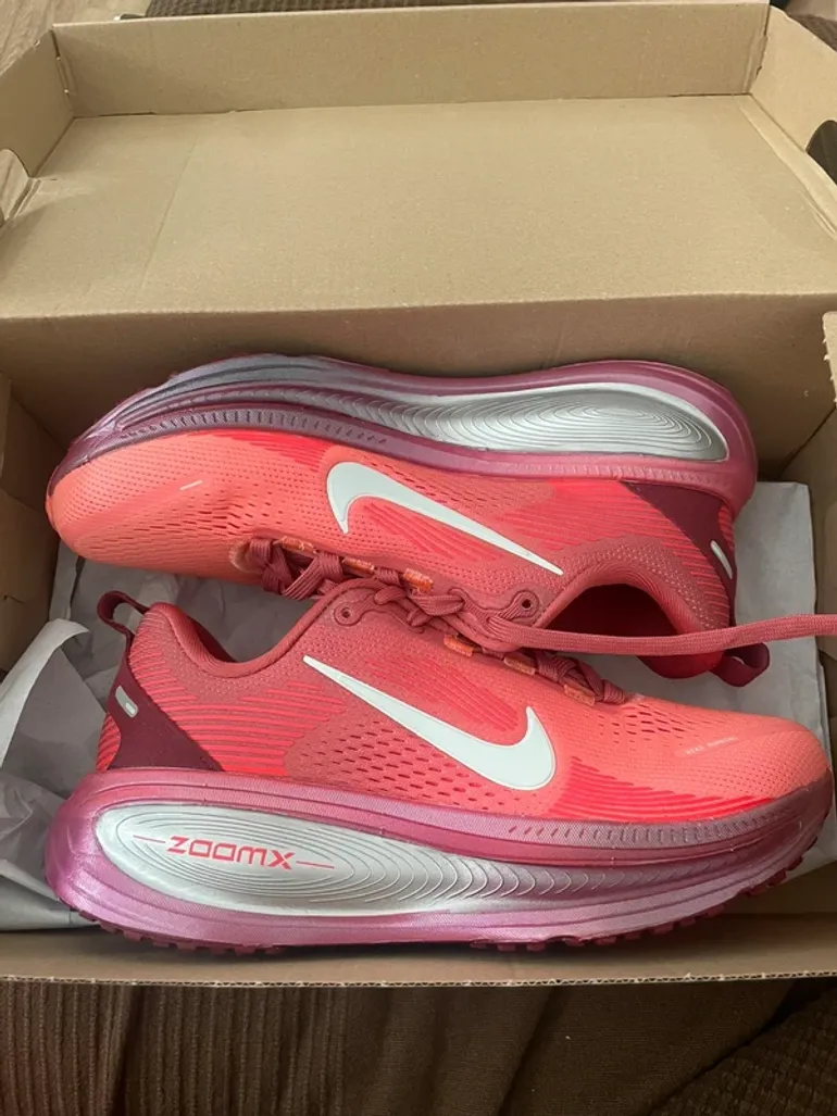Nike Vomero 18 bike d'occasion — image 1 sur 5