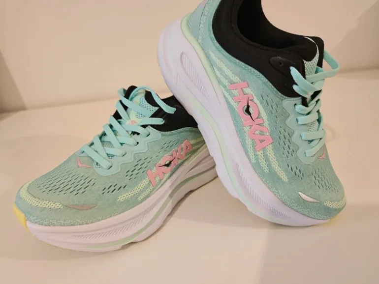 Hoka donna 37⅓ bike usato — immagine 2 di 10