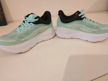 Hoka donna 37⅓ bike usato — immagine 6 di 10