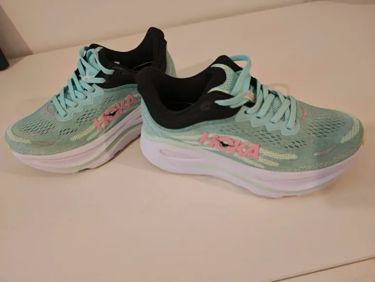Hoka donna 37⅓ bike usato — immagine 3 di 10