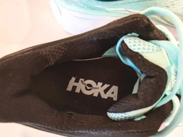 Hoka donna 37⅓ bike usato — immagine 9 di 10