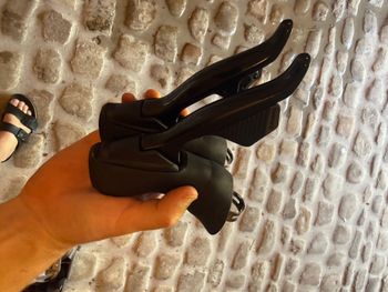 Used Sram Rival AXS Shifters 2025 bike — image 4 of 4