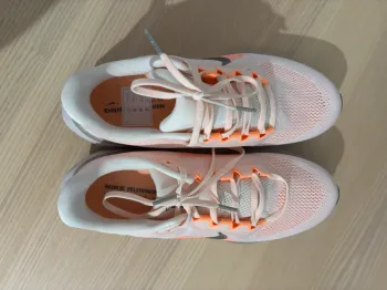 Pegasus Nike Air Zoom 41 bike usato — immagine 2 di 5