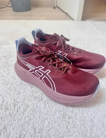 Asics Gel Nimbus 27 bike de segunda mano — imagen 2 de 4