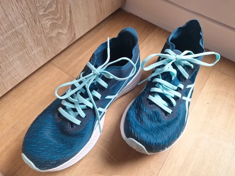 Asics Magic Speed bike d'occasion — image 2 sur 8