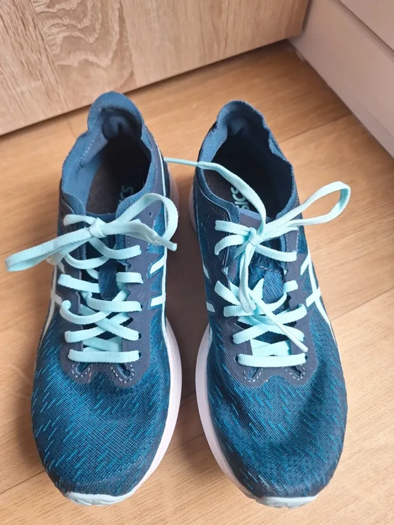 Asics Magic Speed bike d'occasion — image 7 sur 8