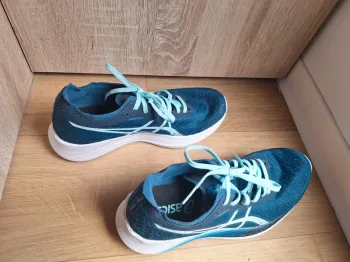 Asics Magic Speed bike d'occasion — image 5 sur 8