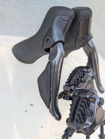 Used Shimano Ultegra ST-R8170 Di2 Shift/Brake Levers bike — image 2 of 6