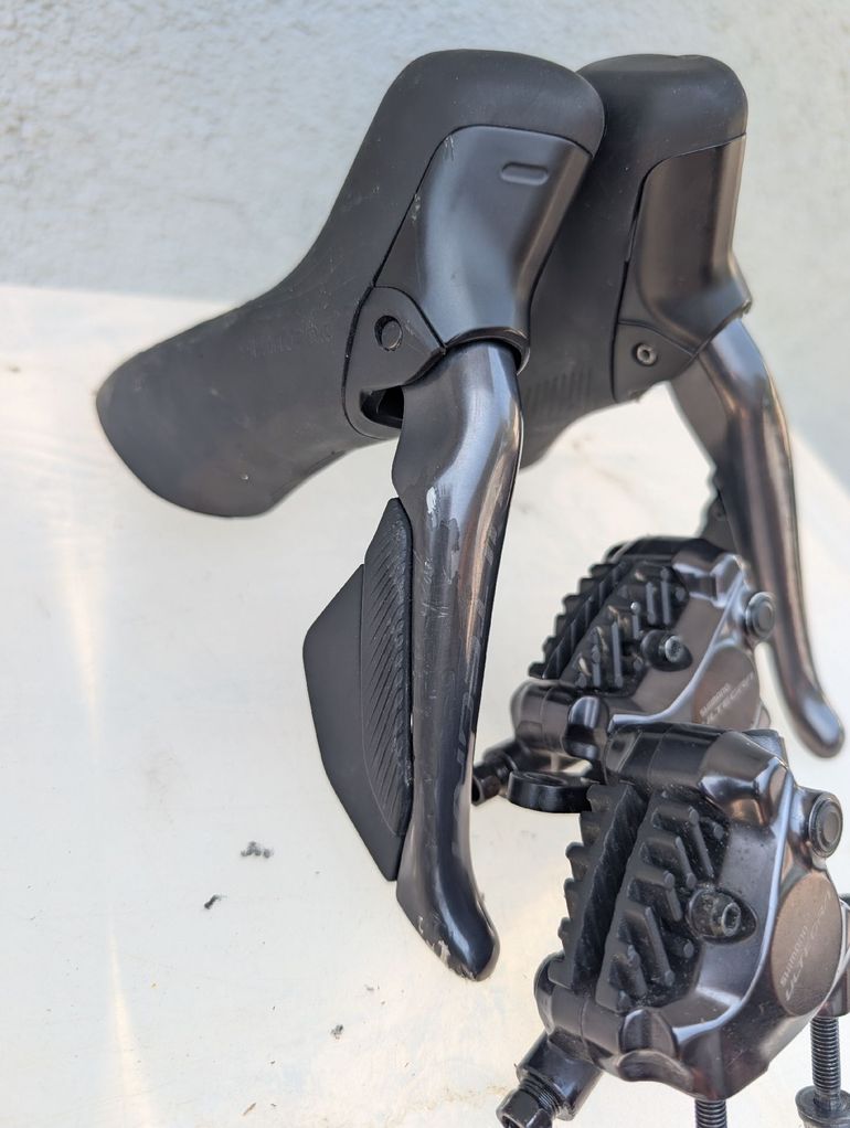 Used Shimano Ultegra ST-R8170 Di2 Shift/Brake Levers bike — image 2 of 6