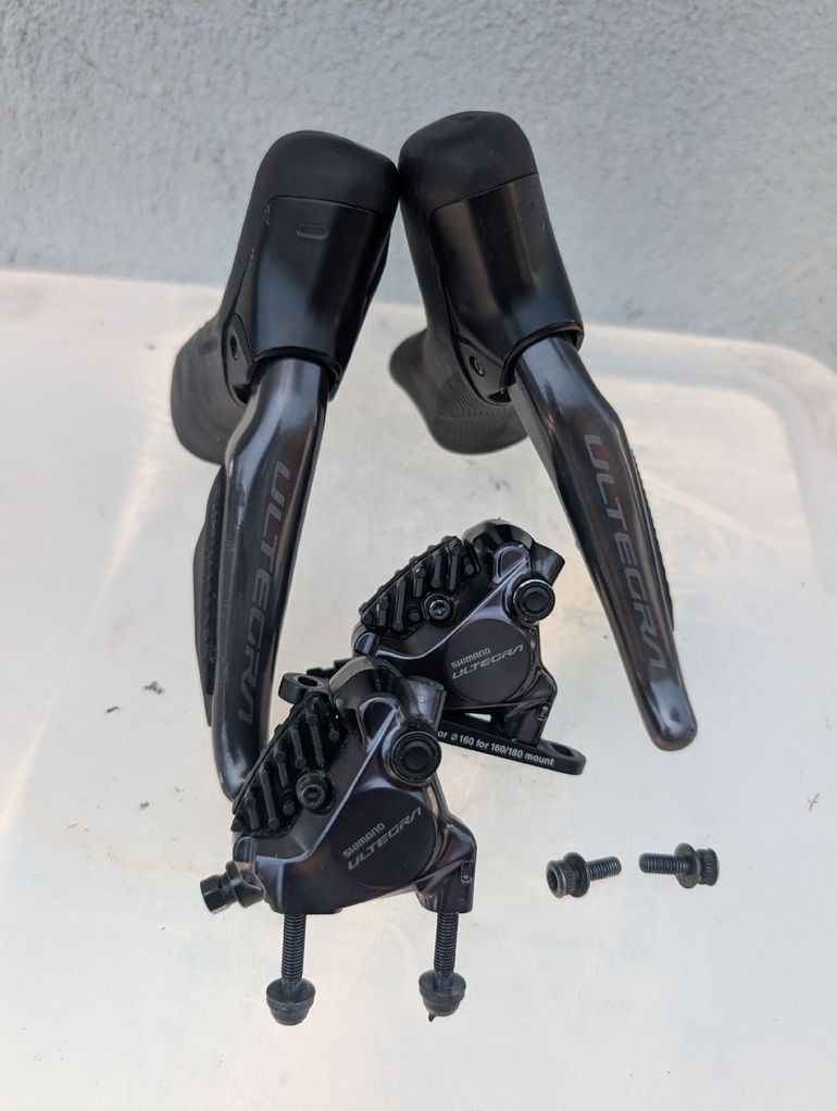 Used Shimano Ultegra ST-R8170 Di2 Shift/Brake Levers bike — image 1 of 6