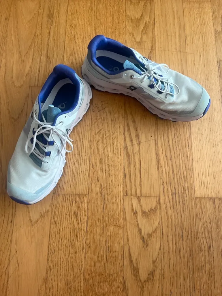 On Running Helion bike d'occasion — image 2 sur 6