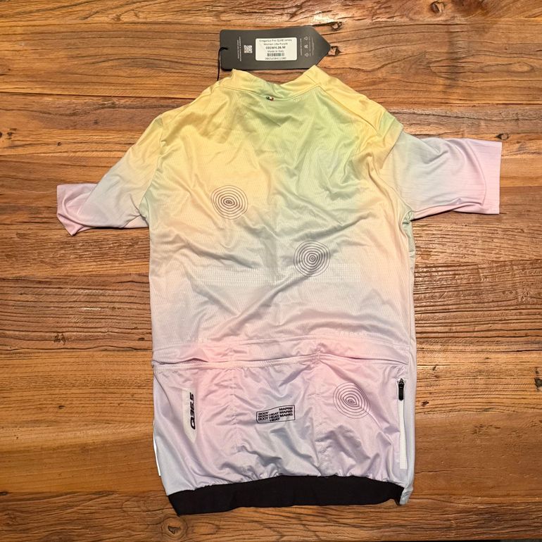 Used Q36.5 Gregarious Pro QLAB Jersey Women Lilla Purple M// NEW!! 50% OFF!! 2025 bike — image 2 of 2