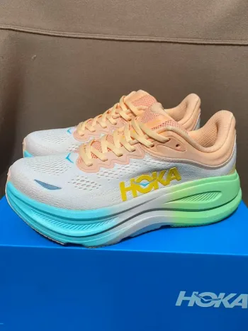 Käytetty Hoka Shoes bike