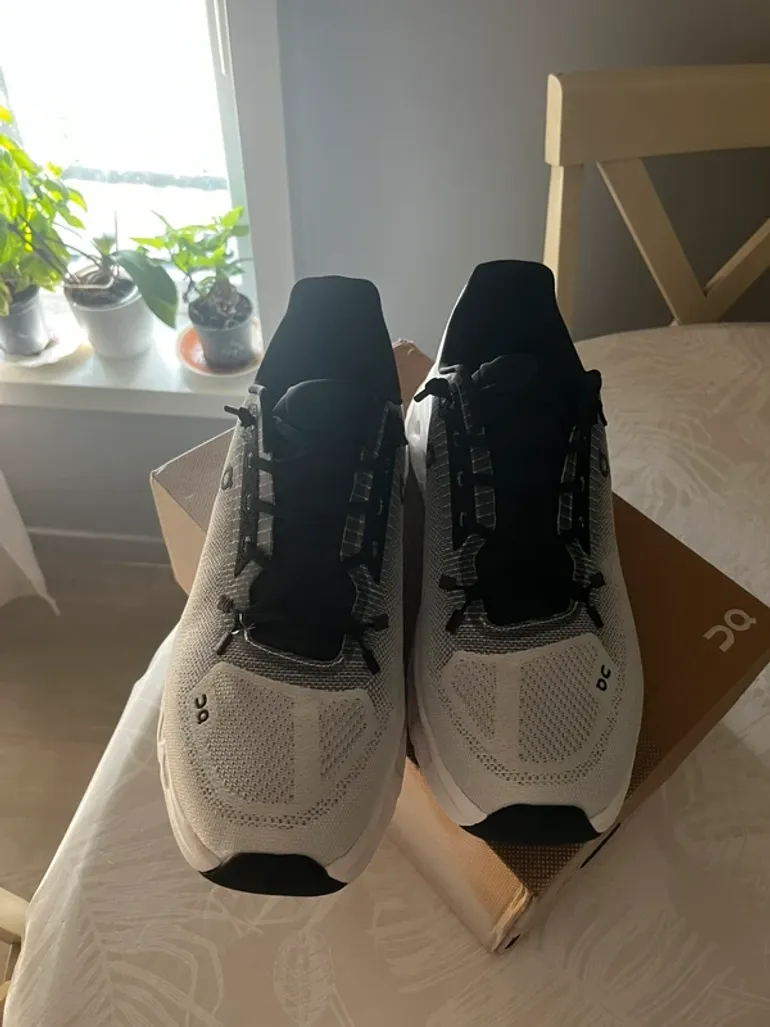 Gebrauchtes On Running Cloudtilt bike — Bild 2 von 6