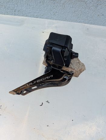 Used Shimano R8150 Front Derailleur bike