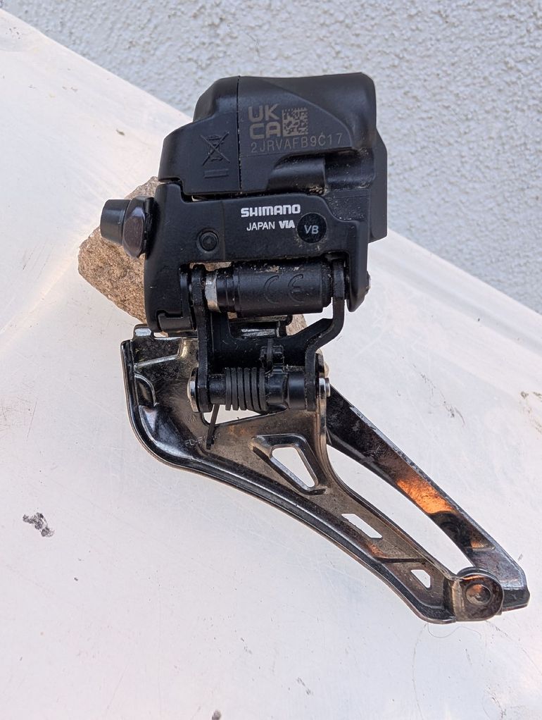 Used Shimano R8150 Front Derailleur bike — image 2 of 3