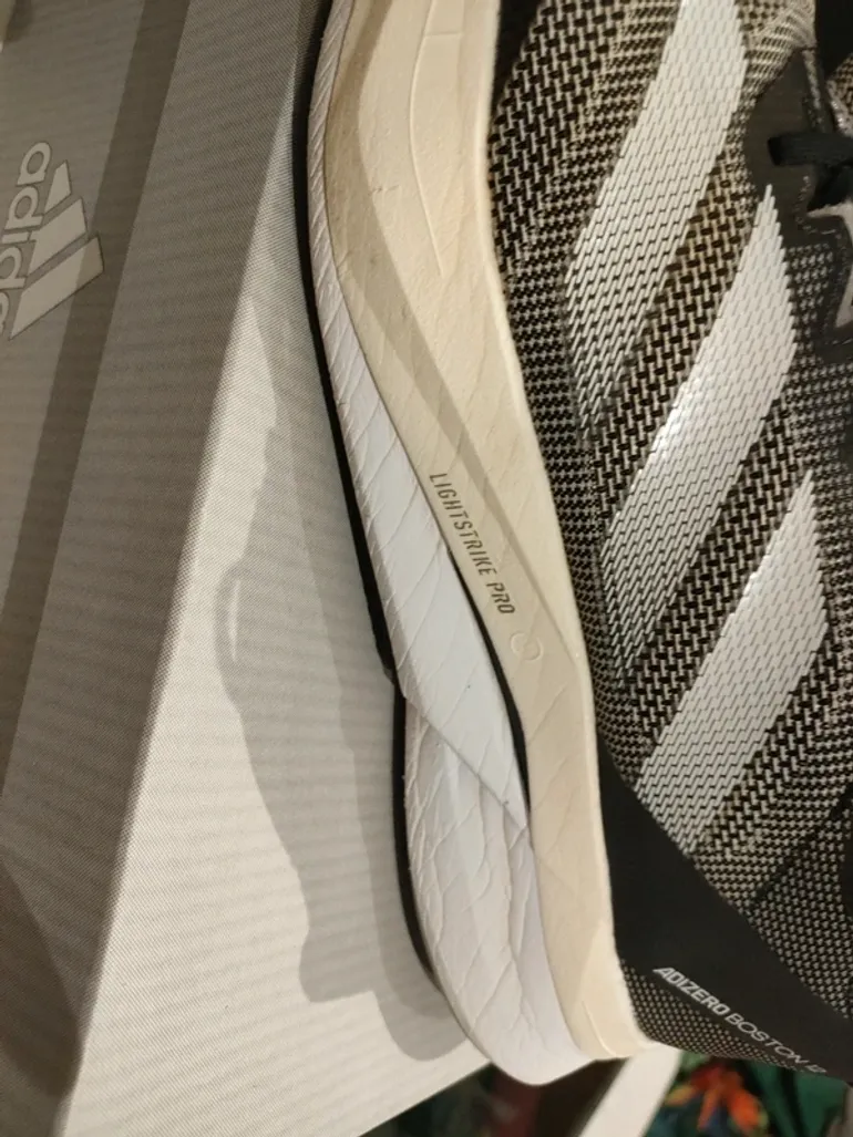 Used Adidas Adizero Boston 12 bike — image 3 of 15