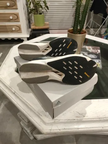 Used Adidas Adizero Boston 12 bike — image 13 of 15