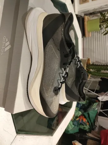 Used Adidas Adizero Boston 12 bike — image 8 of 15