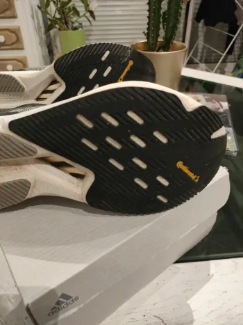 Used Adidas Adizero Boston 12 bike — image 14 of 15