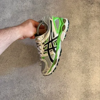Asics Gel-Nimbus 14 bike d'occasion — image 5 sur 11