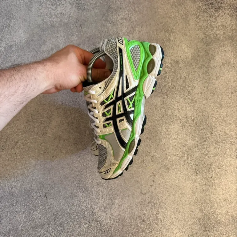 Asics Gel-Nimbus 14 bike d'occasion — image 5 sur 11
