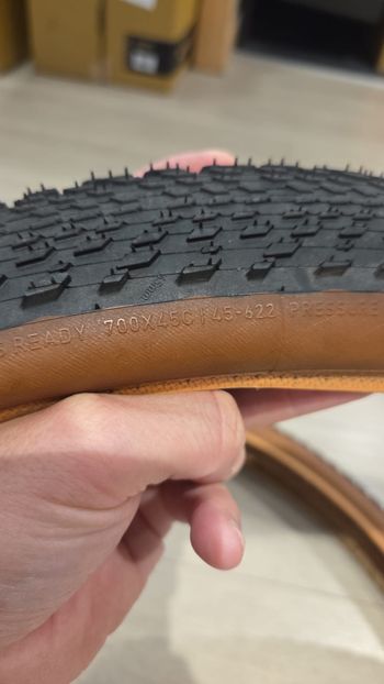 Używany Specialized Tracer 45mm 2025 bike — zdjęcie 3 z 5