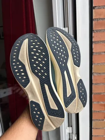 Używany Hoka Mach 6 bike — zdjęcie 7 z 8