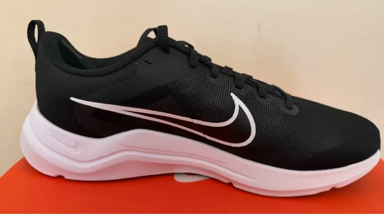Gebrauchtes Nike Downshifter 12 bike — Bild 4 von 9