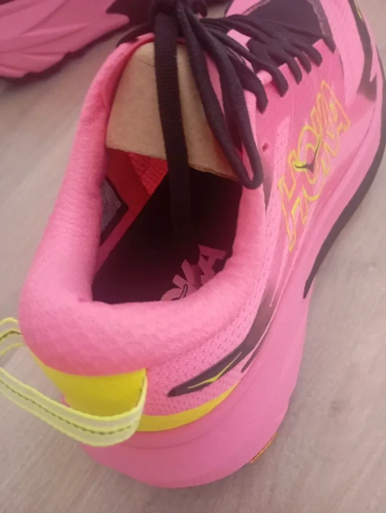 Used Hoka Mafate 5 bike — image 9 of 9