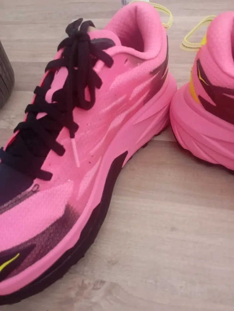 Used Hoka Mafate 5 bike — image 6 of 9