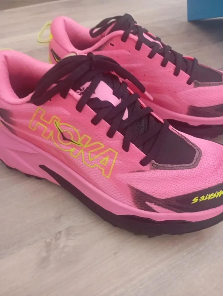 Used Hoka Mafate 5 bike — image 1 of 9