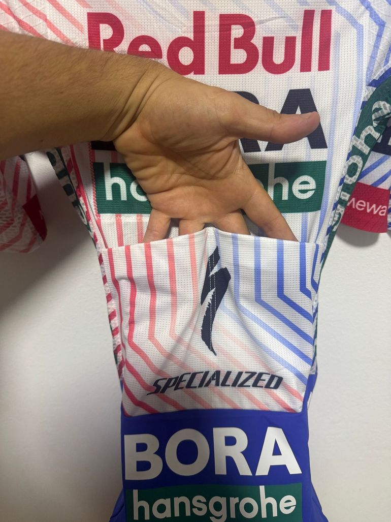 Použité Red Bull roadsuit Bora Edition Tour France bike — obrázek 7 z 9